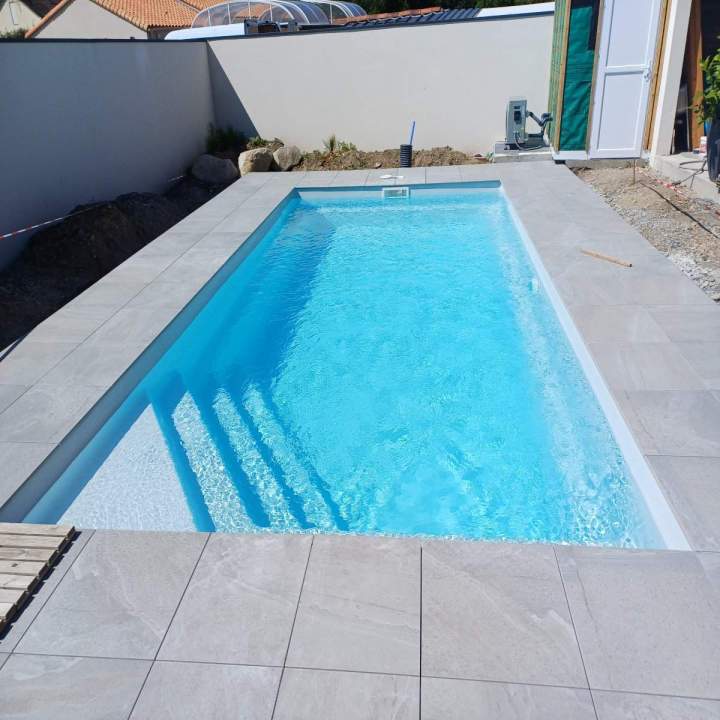 Carrelage piscine Saint-Philbert-de-Grand-Lieu