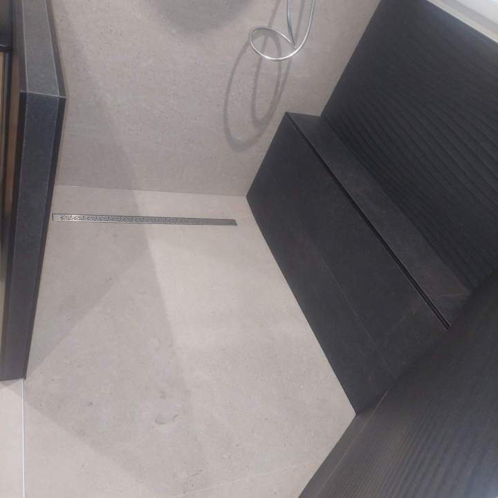 Carrelage de douche italienne Saint-Philbert-de-Grand-Lieu